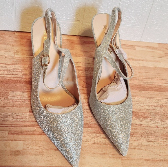 DREAM PAIRS Women’s High Heels Closed Toe Stiletto Pointed Toe SIZE 8 Shoes - Picture 4 of 10